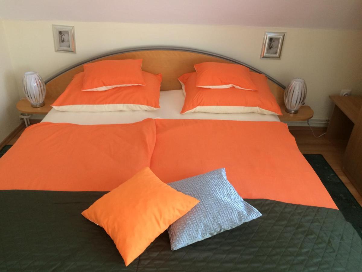 Gyenesi Virag Apartman Gyenesdiás Rum bild