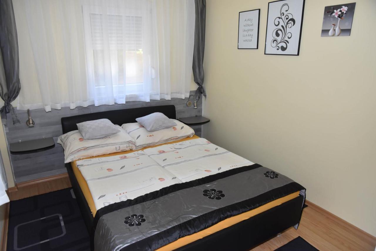 Gyenesi Virag Apartman Gyenesdiás Exteriör bild